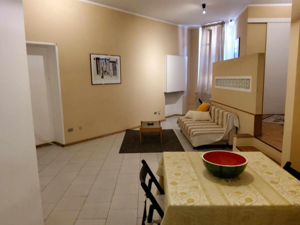 Antica Casa Oddone Apartman Asti Kültér fotó